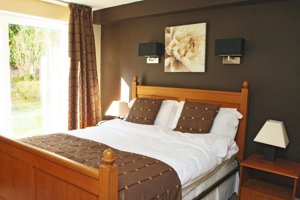 Hotel Clough Manor Denshaw Habitación foto